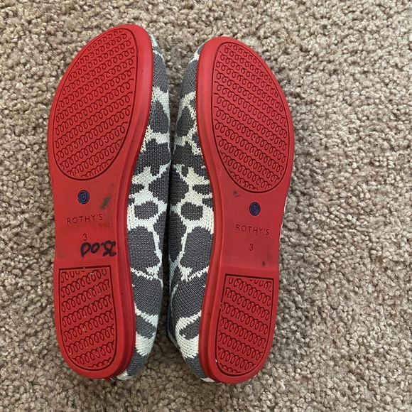 🛑SOLD🛑 Child Size Rothy’s 🐮 - Picture 2 of 2